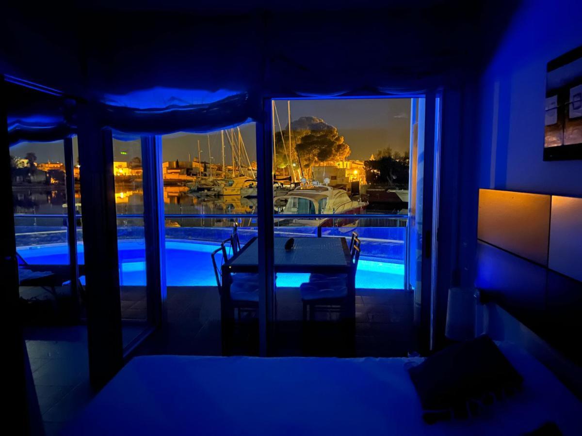 Blau Apartamento Frente A Los Canales Y Las Puestas De Sol De روساس المظهر الخارجي الصورة