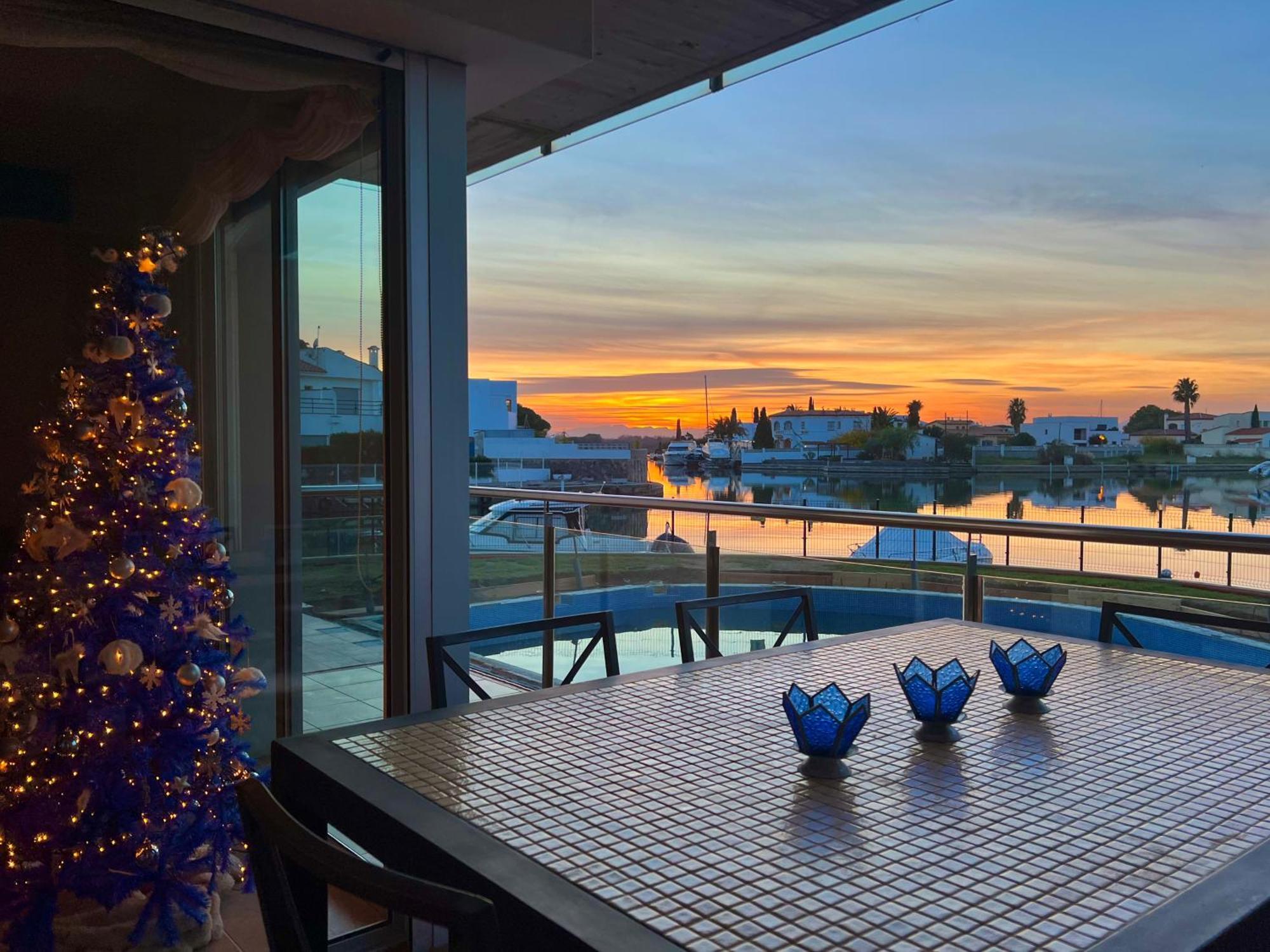 Blau Apartamento Frente A Los Canales Y Las Puestas De Sol De روساس المظهر الخارجي الصورة